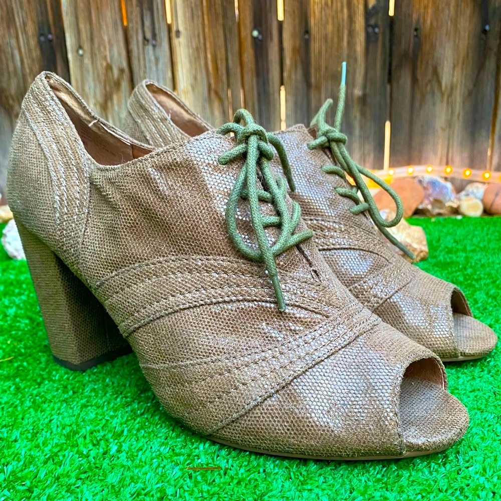 Seychelles Lace Up High Heels Loafers